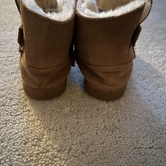 Ugg Boots Toddler size 10 - Picture 3 of 4